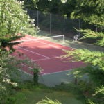 Tennis dans la verdure